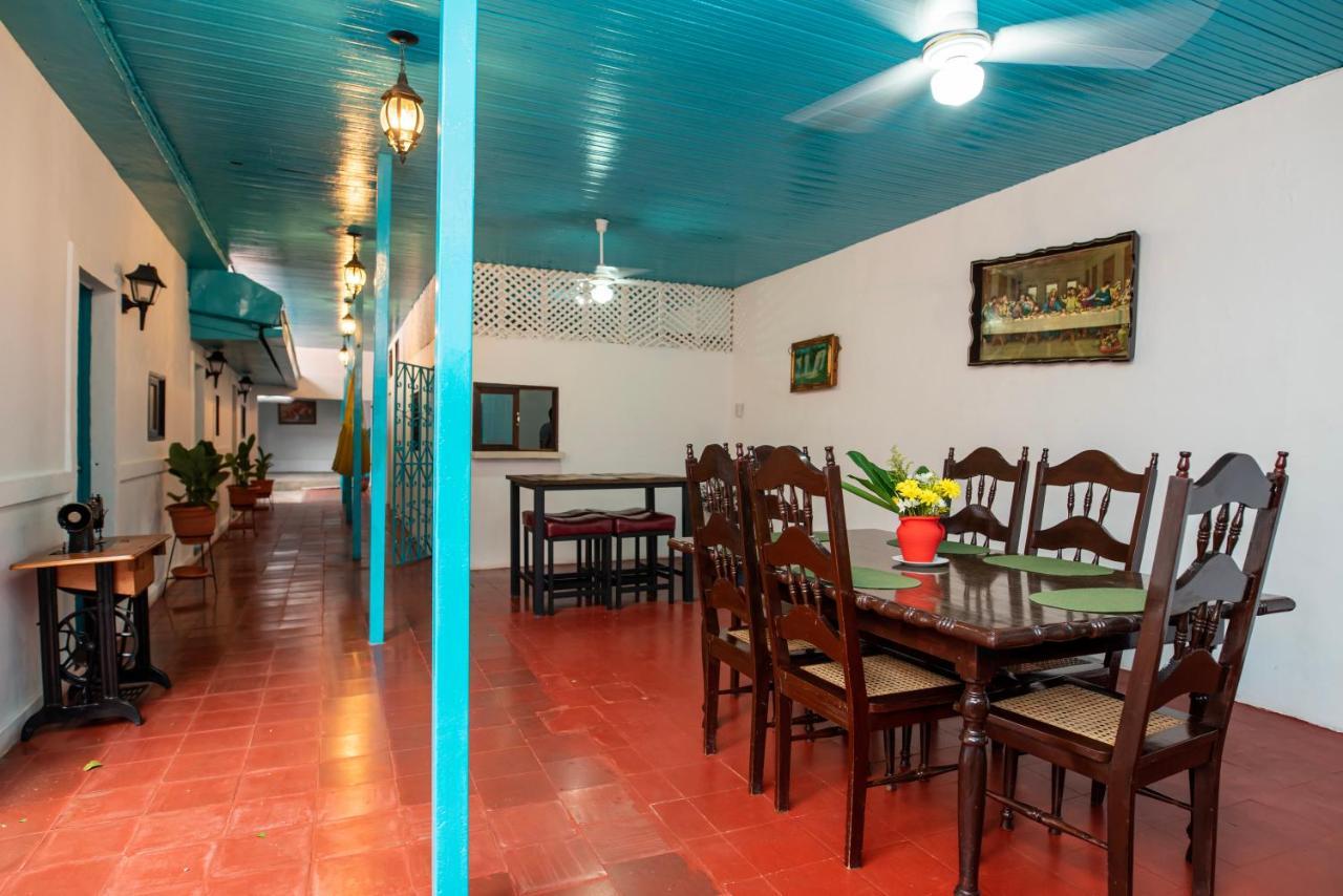 Hostal Victoria Granada Exterior foto